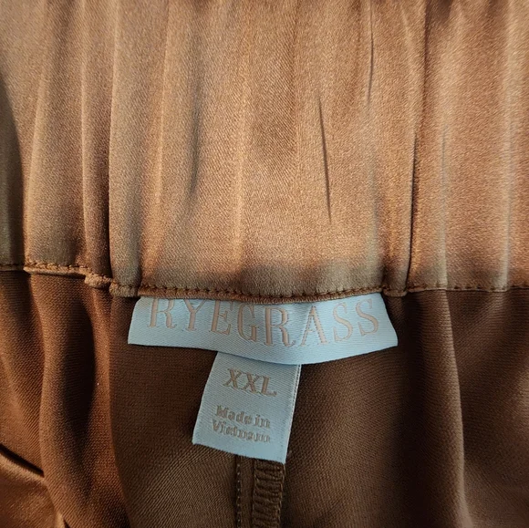 Ryegrass Women's Brown Satin Elastic Waist Joggers Athleisure Cuffed Hem NEW XXL - Picture 4 of 10